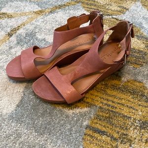 Gentle Souls by Kenneth Cole Gwendaline Tstrap Wedge Sandal